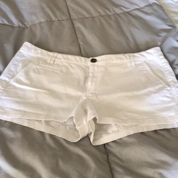 Express Shorts - Picture 1 of 3